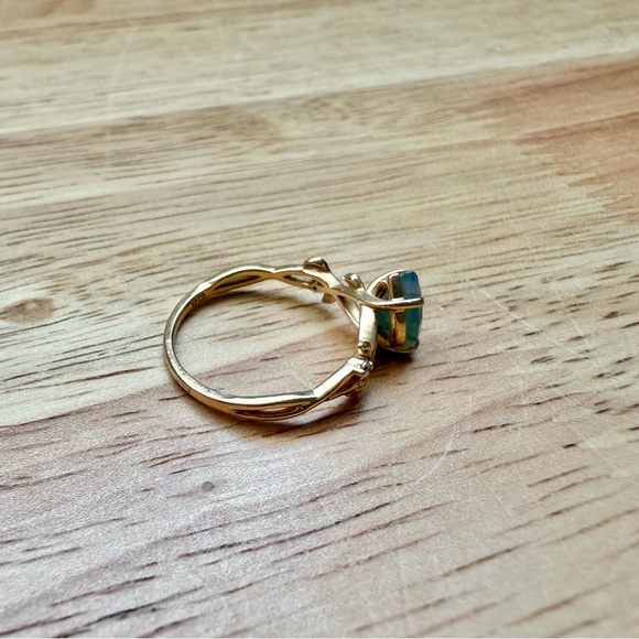 14K Gold Vine Ring with Moss Agate Gemstone and Moissanite - Picture 11 of 12